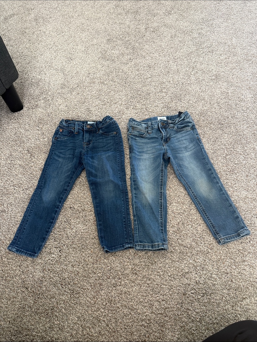 Hudson Jeans Kids Two-Pack Denim in Dark and Light Blue Toddler Girl 3T